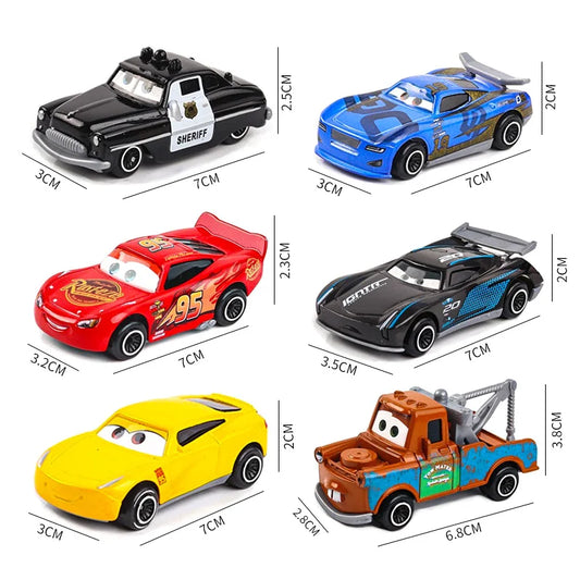 6-7 piezas Disney Pixar Car 3 2 1 Rayo Mcqueen Camión Mack Jackson Storm Diecast Metal coche de carreras dinoco racer juguete Set niño regalo